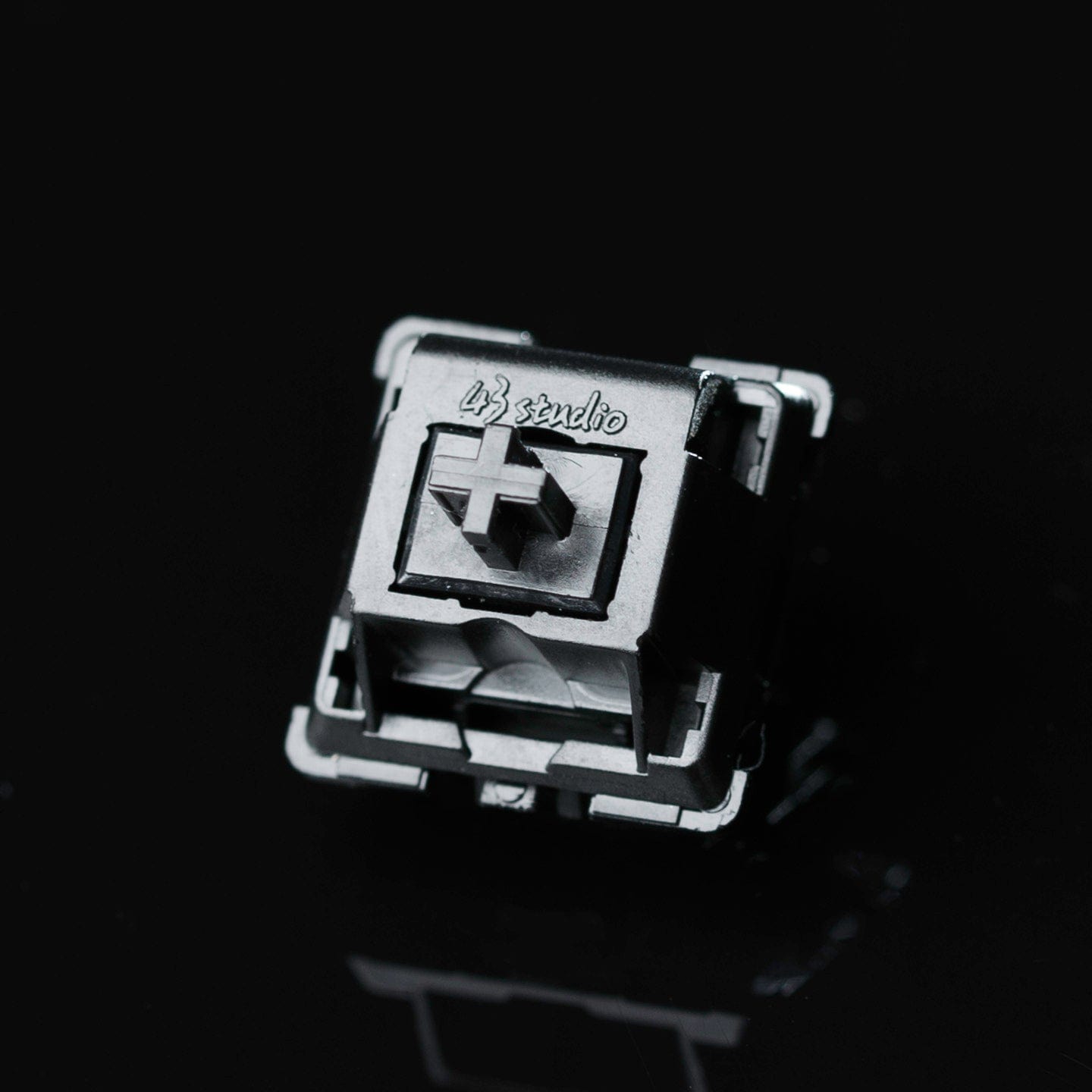 43 Studio Obsidian-L (Long Stem) linear switches