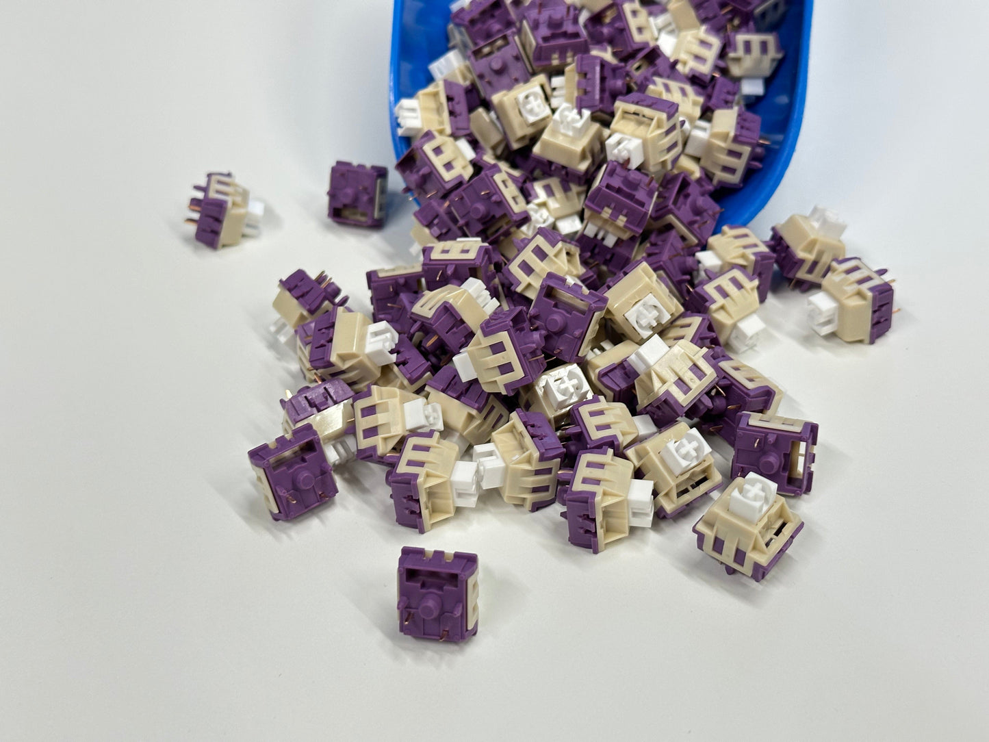 Wuque Studio Onion linear switches