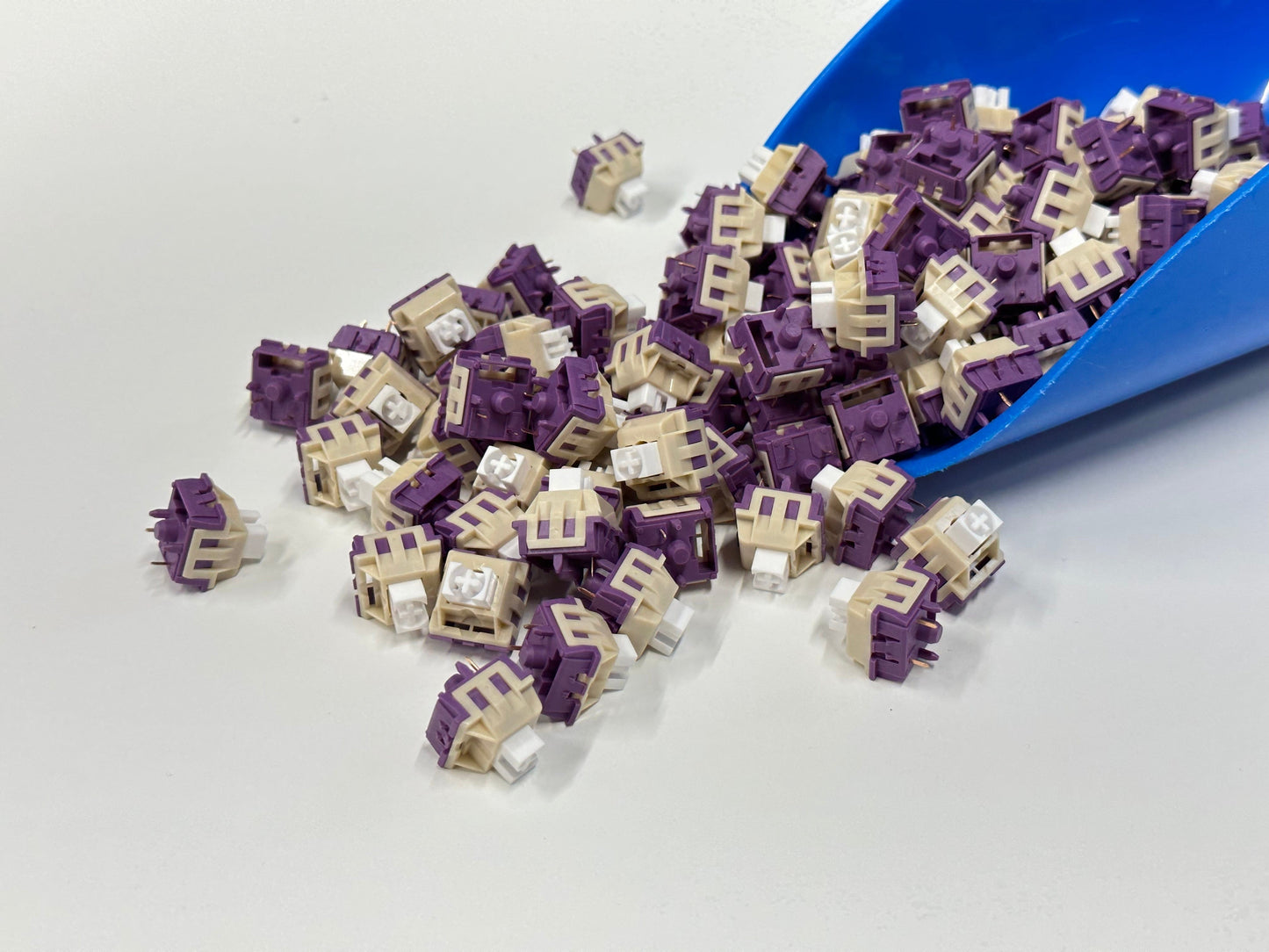 Wuque Studio Onion linear switches